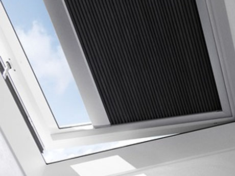 Plisirana sjenila za prozore za ravni krov 